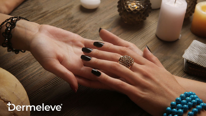 What Itchy Palms Mean - Featured Image